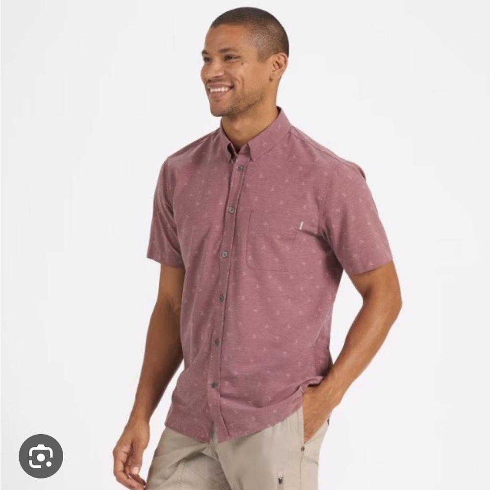 NWT Vuori Men’s Bridge Short Sleeve Button Down Size Small